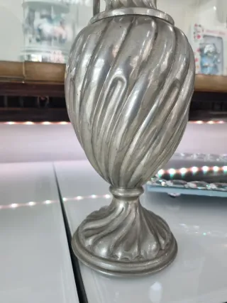 Brocca vintage peltro design rigato