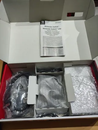 Nintendo Switch con juegos y accesorios