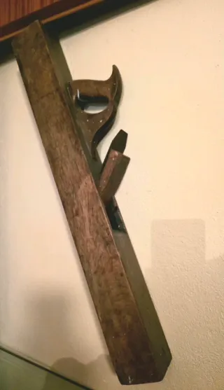 CEPILLO CARPINTERO ANTIGUO.