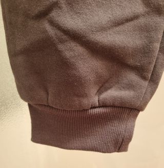 Pantalón deportivo azul y gris chico