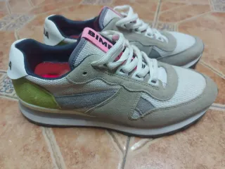 Zapatillas Bimba y Lola Beige y Rosa