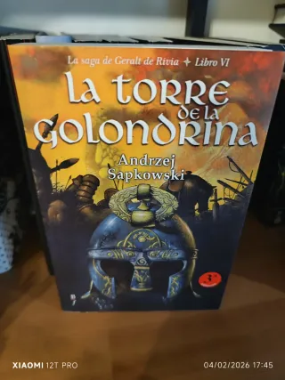 En español todos los libros de The Witcher
