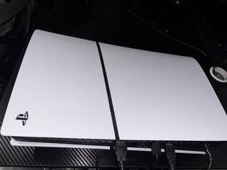 Console PlayStation 5 con 2 controller DualSense