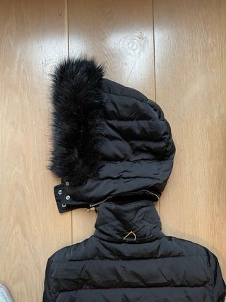 Parka Zara Negra Talla S