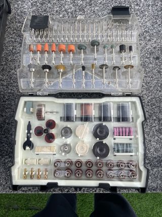 Dremel torno y maletin de accesorios