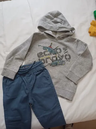 Conjunto niño sudadera y pantalón
