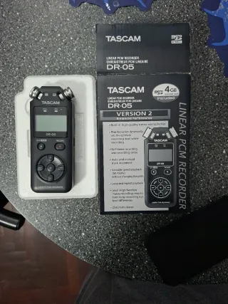 Registratore Tascam DR-05