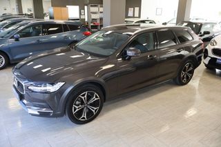 Volvo V90 2022