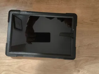 Tablet Lenovo Tab M10 con funda