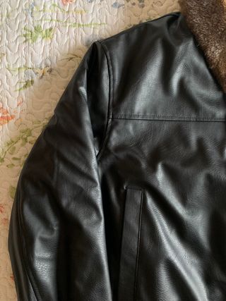 Chaqueta Zara aviador negra efecto piel (T. M)