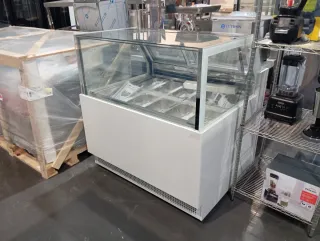 Vitrina de helados nueva,para 10 cubetas de 1/3