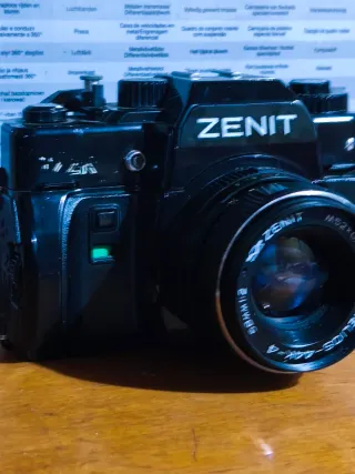 Cámara Zenit Negra