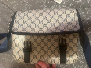 Riñonera Gucci Beige y Azul