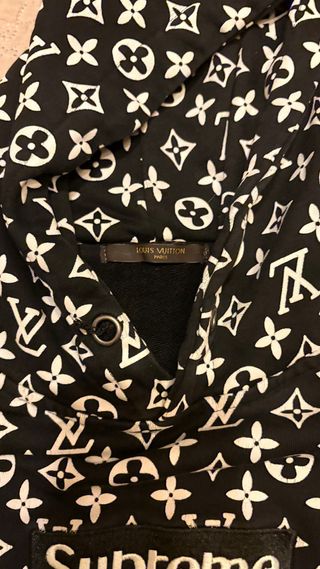 Sudadera Supreme LV Monogram