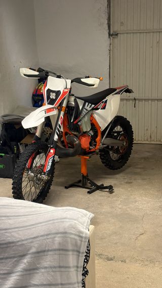 KTM EXC 250 six days