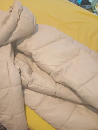 Abrigo mujer Zara polipiel beige