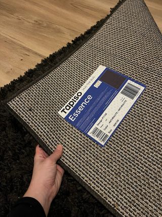 Alfombra de dormitorio negra