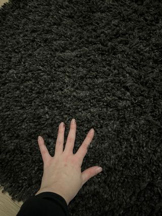 Alfombra de dormitorio negra