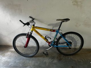Bicicleta Zeus Montaña Amarilla y Azul