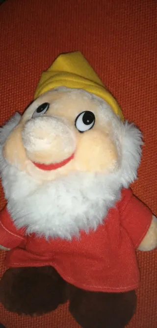 Peluche Gnomo Giallo Rosso