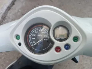 Yamaha Jog R 49cc Scooter Blanca