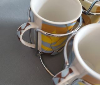 Juego 4 Tazas Cerámica con Soporte de Metal