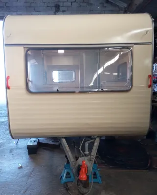 Caravana menos de 750kg con documentación