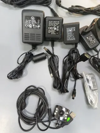 Lote de cargadores varios