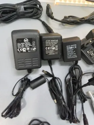 Lote de cargadores varios