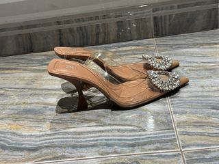 Zapatos Zara tacón transparentes pedrería