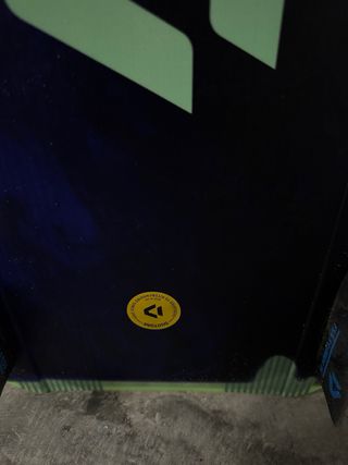 Tavola Kitesurf Duotone Soleil 136 + Cinghie + Borsa