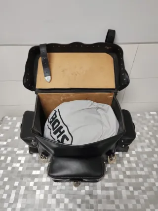 Cofre cuero custom Held