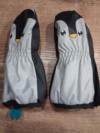 Manoplas Nieve Bebé Pingüino