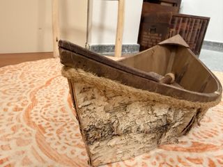 Barca de madera para fotografía newborn