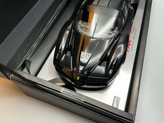 Hot Wheels Elite Ferrari FXX Schumacher 1/18