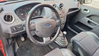 Ford Fiesta 1.6Tdci Sport Con Pegatina Dgt