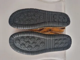 Sandalias de hombre marrones