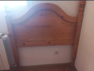 Cabecero de madera rústico