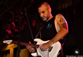 Clases de guitarra en Barcelona, Sant Andreu