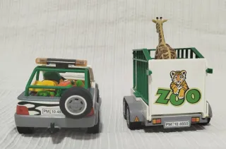 Coche Zoo Playmobil con remolque y jirafa