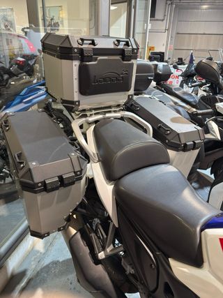 Macbor XR5 con kit maletas originales