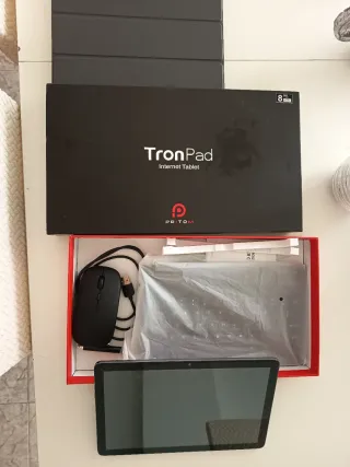 TronPad Internet Tablet 8
