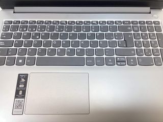 pc portatil lenovo 82lx