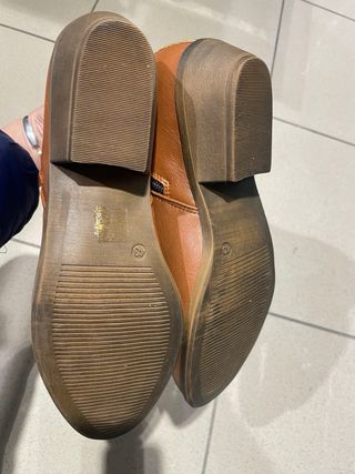 Botines piel sintética marrón