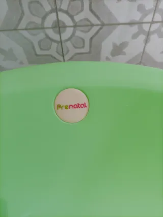Bañera bebé Prenatal verde