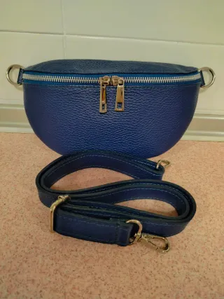 Riñonera de piel con correa de cuero, Azul