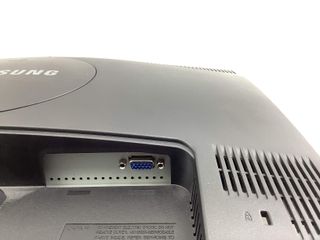 monitor tft samsung 2243lnx