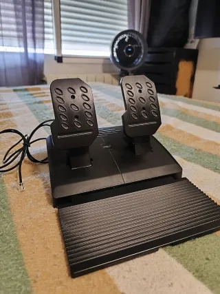 Volante y Pedales Hori Xbox