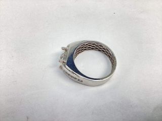 sello oro 18k con diamante de laboratorio