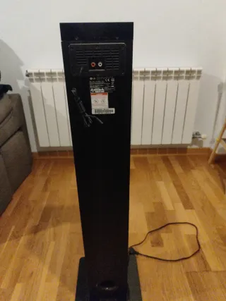 Torre de Sonido LG 100W Negra